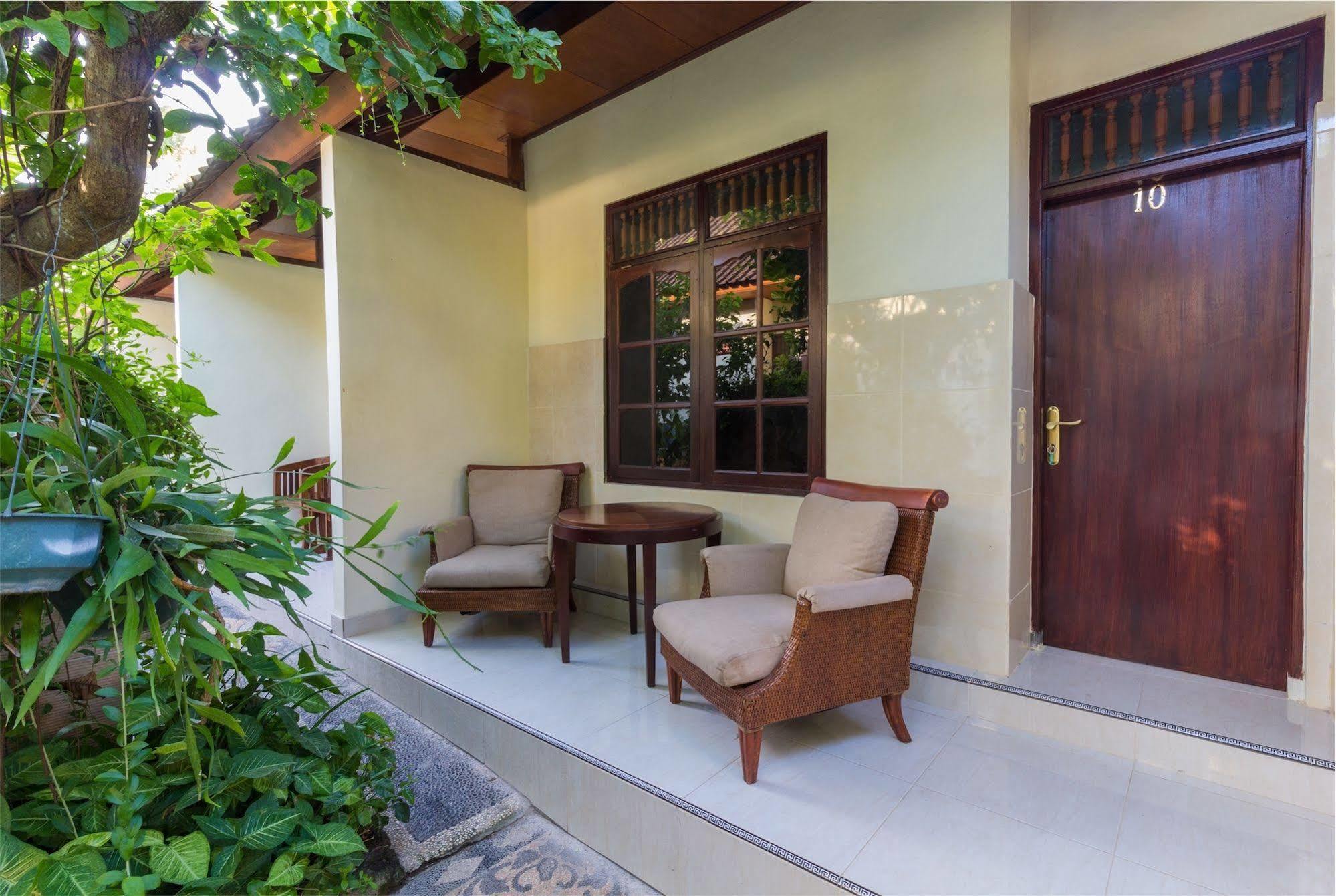 Reddoorz @ Sehati Raya Kuta เลอกีอัน ภายนอก รูปภาพ